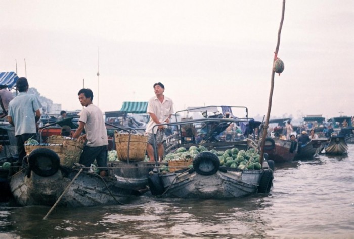 Cai Rang floating market 