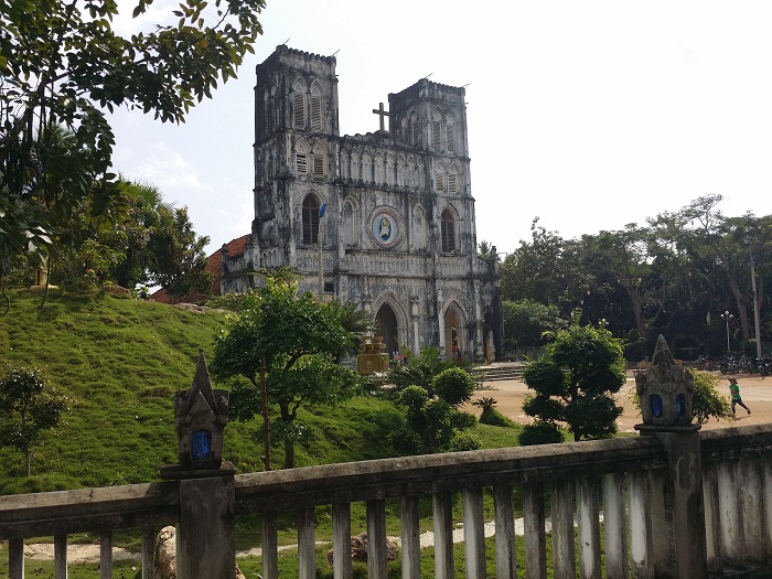 Tour Du lịch Phú Yên 1 ngày: Tuy Hòa – Nhà thờ Mằng Lăng – Gành Đá Đĩa – Bãi Xép  – Gành Ông