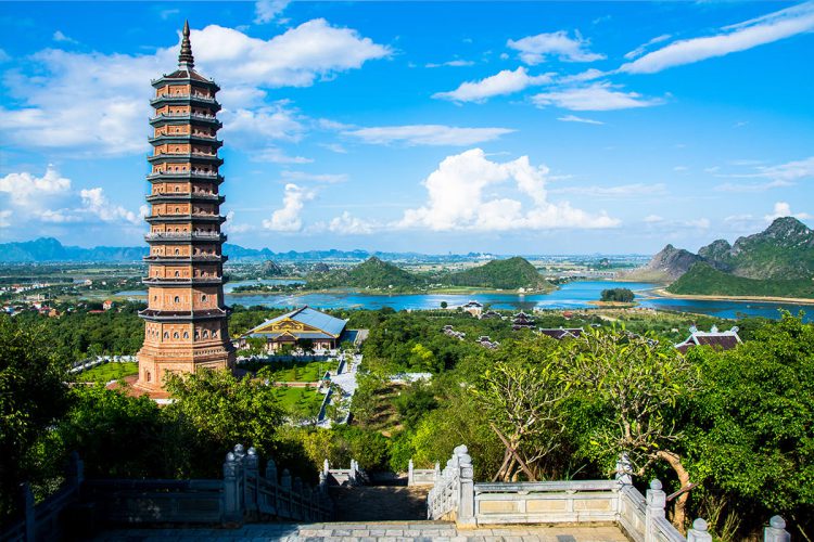 Du lịch ghép đoàn tham quan chùa Bái Đính – Tràng An 1 ngày