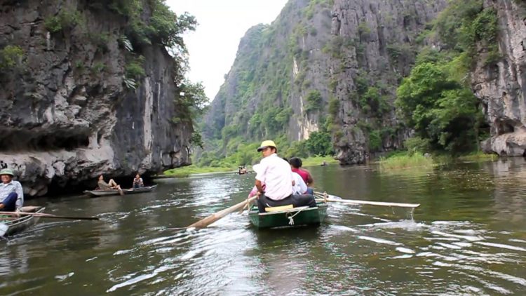 Tour tham quan Chùa Hương 1 ngày