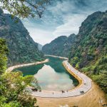 Tuyệt tình cốc đẹp như mơ tại Nam Định