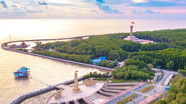 Bảo Tồn và Phát Huy Tiềm Năng Du Lịch tại Vườn Quốc gia Mũi Cà Mau