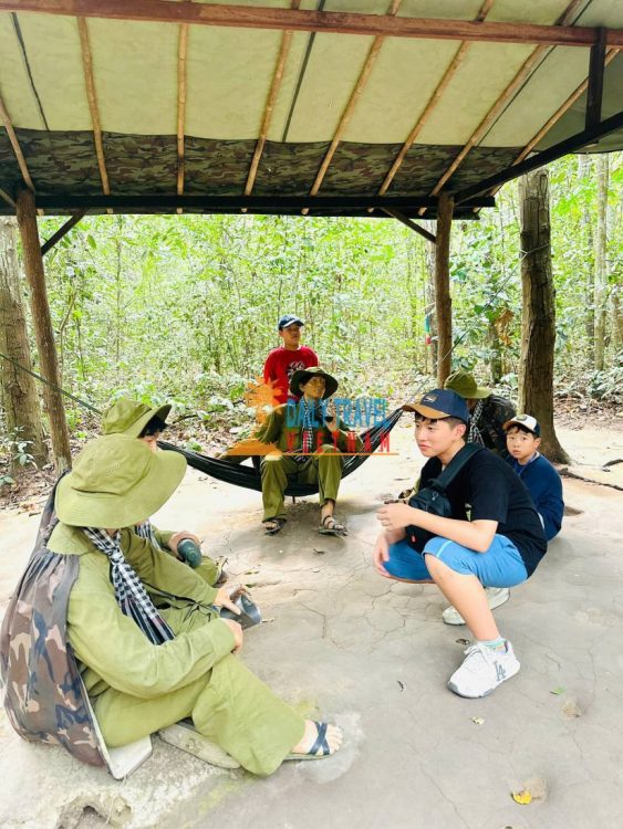 KÝ ỨC TOUR CỦ CHI CÙNG GIA ĐÌNH CHỊ THÚY